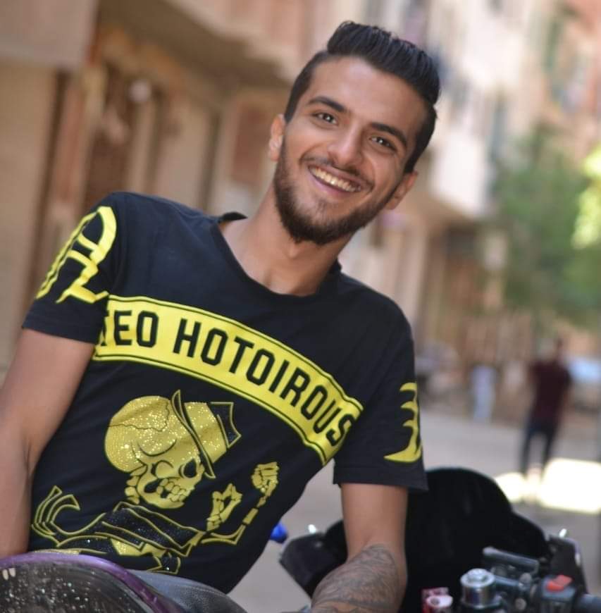 المسؤول عن جميع حركه سيارات شركه الراعي

